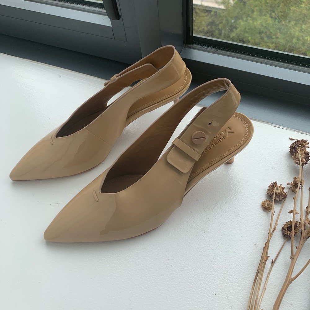 Mercedes Castillo tan heels size 39